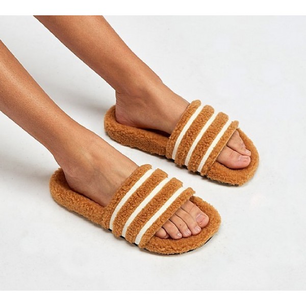Stilvoll Adidas Adilette Fur Damen Bräune Sandale...