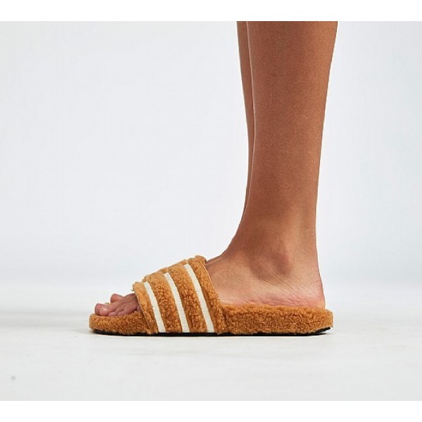 Stilvoll Adidas Adilette Fur Damen Bräune Sandalen Outlet