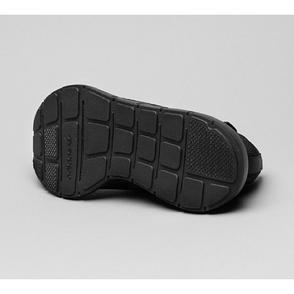 Neu Adidas Swift Run Primeknit Herren Schwarz Laufschuhe Auf Verkauf