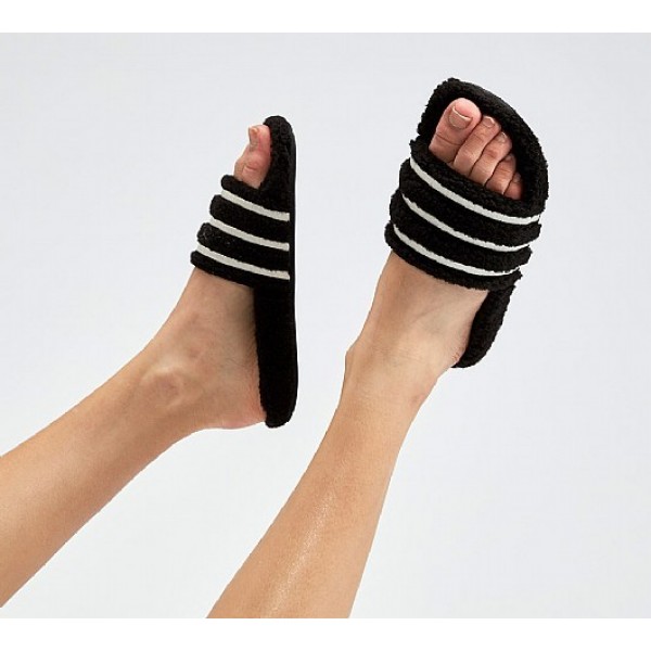 Neue Adidas Adilette Fur Damen Schwarz Sandalen Online Bestellen