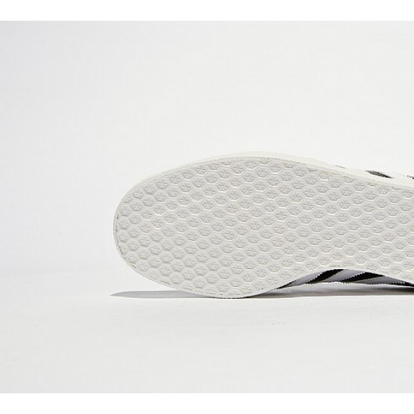 Neue Adidas Gazelle Super Essential Herren Schwarz Turnschuhe Verkauf